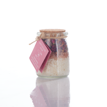 Cargar imagen en el visor de la galería, KIT SAL DE BAÑO AMOR + INFUSION BOSQUE SAGRADO

